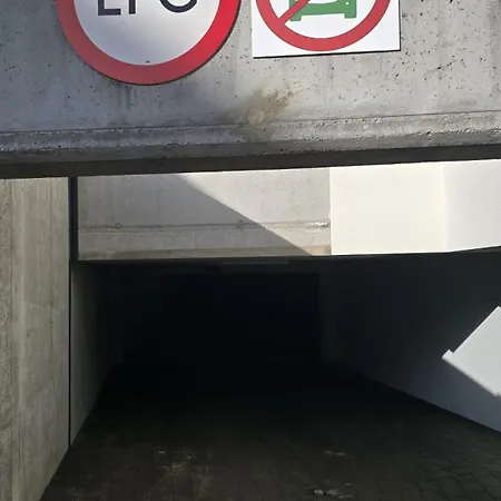 Baltic Plaza41 Prostywynajem Parking Gdańsk